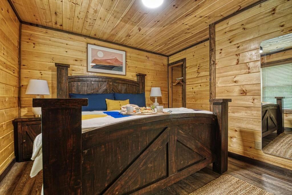Adventure Retreat/Cabin/Pool+Hot Tub/Game Room+Theater Sevierville Exterior foto